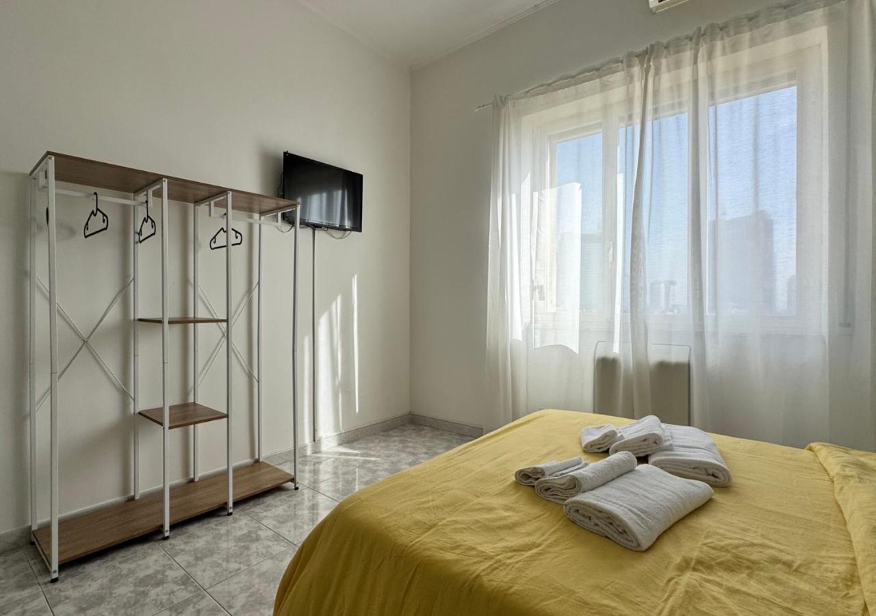 Corso Novara - 8 Posti Letto E Self Check-In Vicino La Stazione Centrale Di Napoli Eksteriør billede